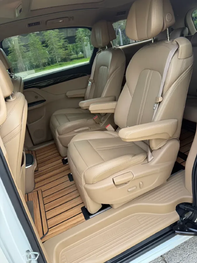 2018 Buick GL8 2.0T 260HP L4 6AT,autocango,china used car exporter,china ev exporter,chinese used car exporter,chinese used ev exporter