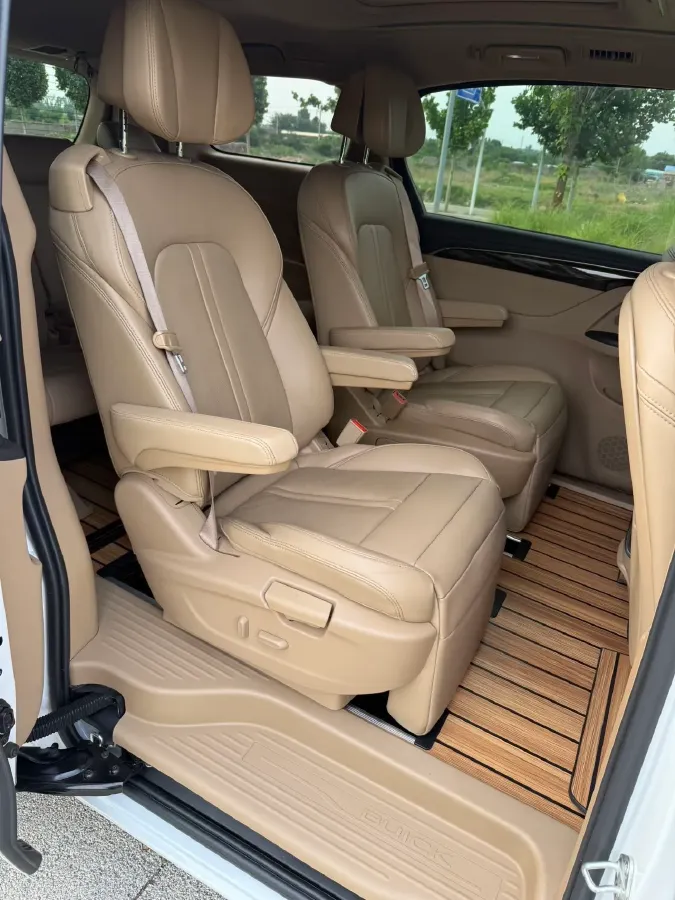 2018 Buick GL8 2.0T 260HP L4 6AT,autocango,china used car exporter,china ev exporter,chinese used car exporter,chinese used ev exporter