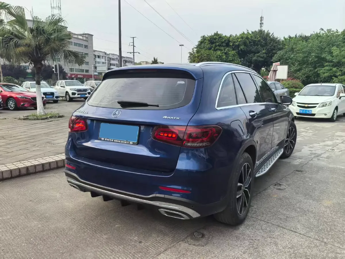 2021 Mercedes-Benz GLC Class 2.0T 197HP L4 9AT,autocango,china used car exporter,china ev exporter,chinese used car exporter,chinese used ev exporter