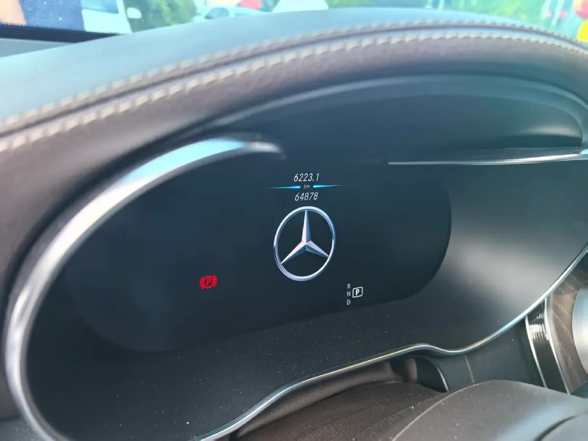 2021 Mercedes-Benz GLC Class 2.0T 197HP L4 9AT,autocango,china used car exporter,china ev exporter,chinese used car exporter,chinese used ev exporter