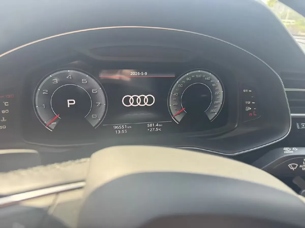 2022 Audi Q8 3.0T 340HP V6 8AT,autocango,china used car exporter,china ev exporter,chinese used car exporter,chinese used ev exporter