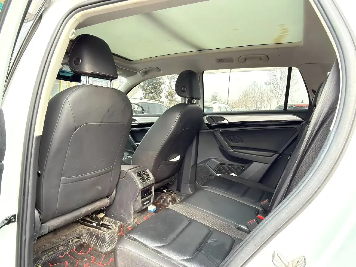 2021 Volkswagen Tayron 2.0T 186HP L4 7DCT,autocango,china used car exporter,china ev exporter,chinese used car exporter,chinese used ev exporter
