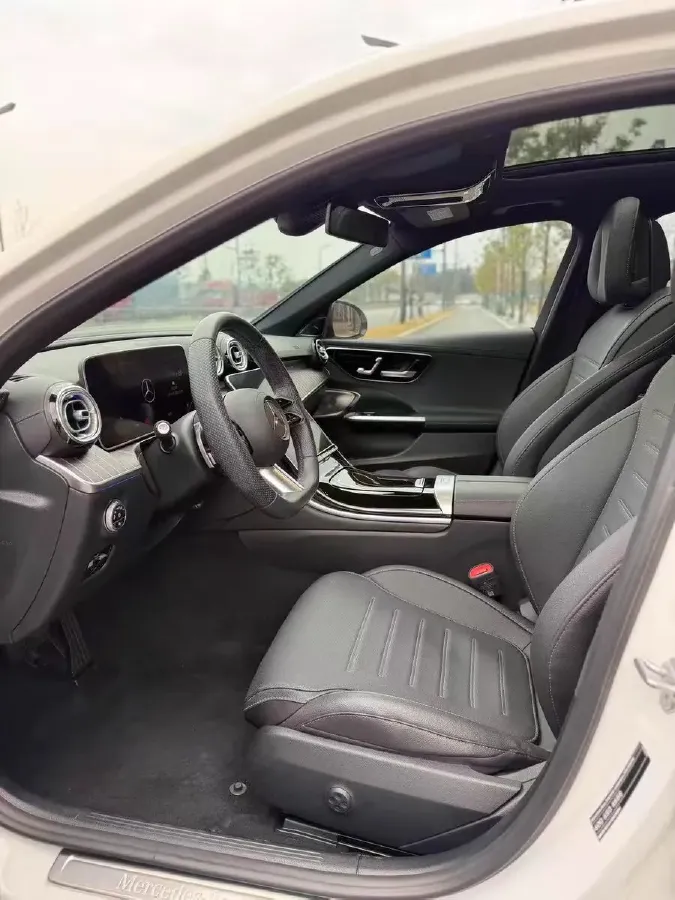 2025 Mercedes-Benz C Class 1.5T 204HP L4 9AT,autocango,china used car exporter,china ev exporter,chinese used car exporter,chinese used ev exporter