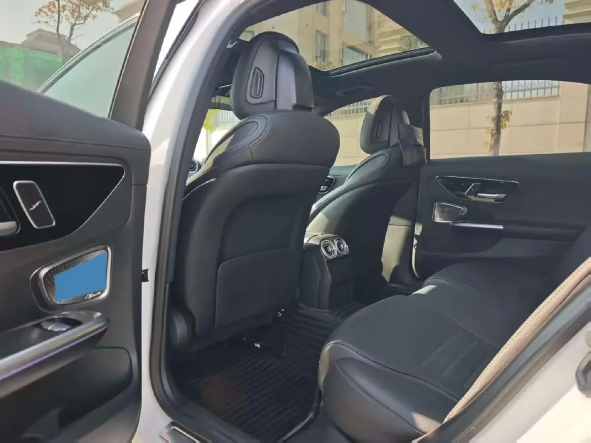 2025 Mercedes-Benz C Class 1.5T 204HP L4 9AT,autocango,china used car exporter,china ev exporter,chinese used car exporter,chinese used ev exporter