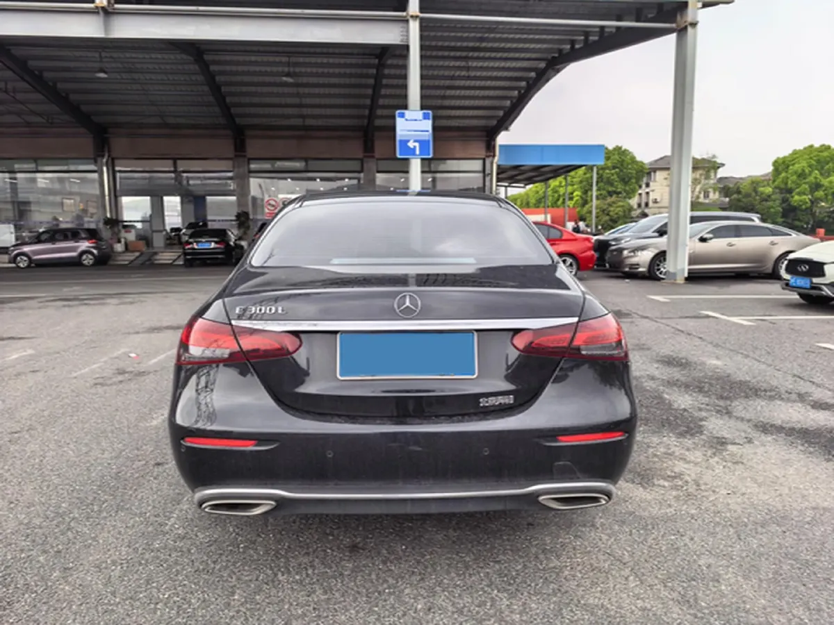 2023 Mercedes-Benz E Class 2.0T 258HP L4 9AT,autocango,china used car exporter,china ev exporter,chinese used car exporter,chinese used ev exporter