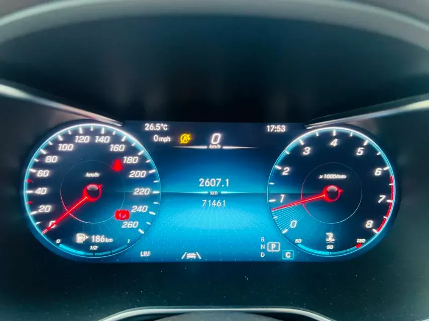 2022 Mercedes-Benz GLC Class 2.0T 258HP L4 9AT,autocango,china used car exporter,china ev exporter,chinese used car exporter,chinese used ev exporter