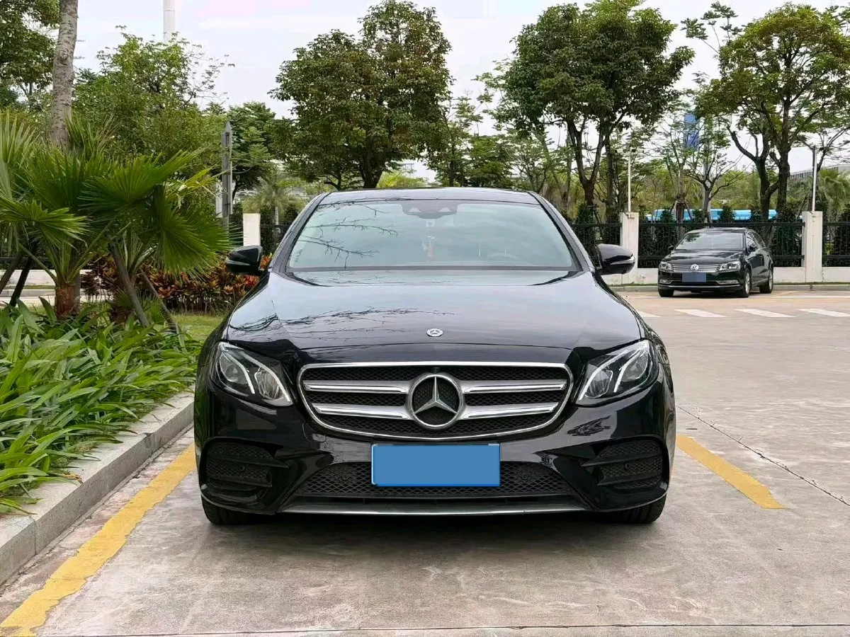 2020 Mercedes-Benz E Class 2.0T 258HP L4 9AT,autocango,china used car exporter,china ev exporter,chinese used car exporter,chinese used ev exporter