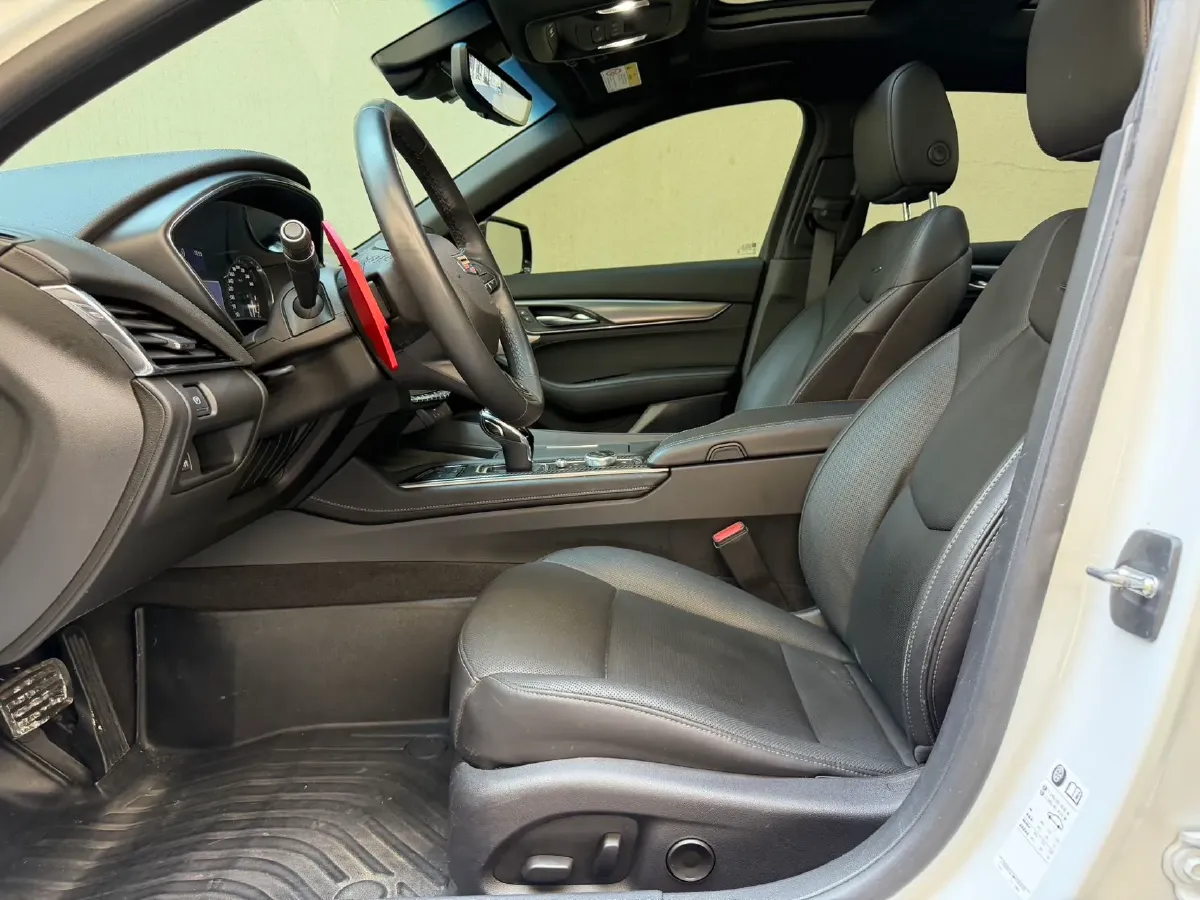 2021 Cadillac CT5 2.0T 237HP L4 10AT,autocango,china used car exporter,china ev exporter,chinese used car exporter,chinese used ev exporter