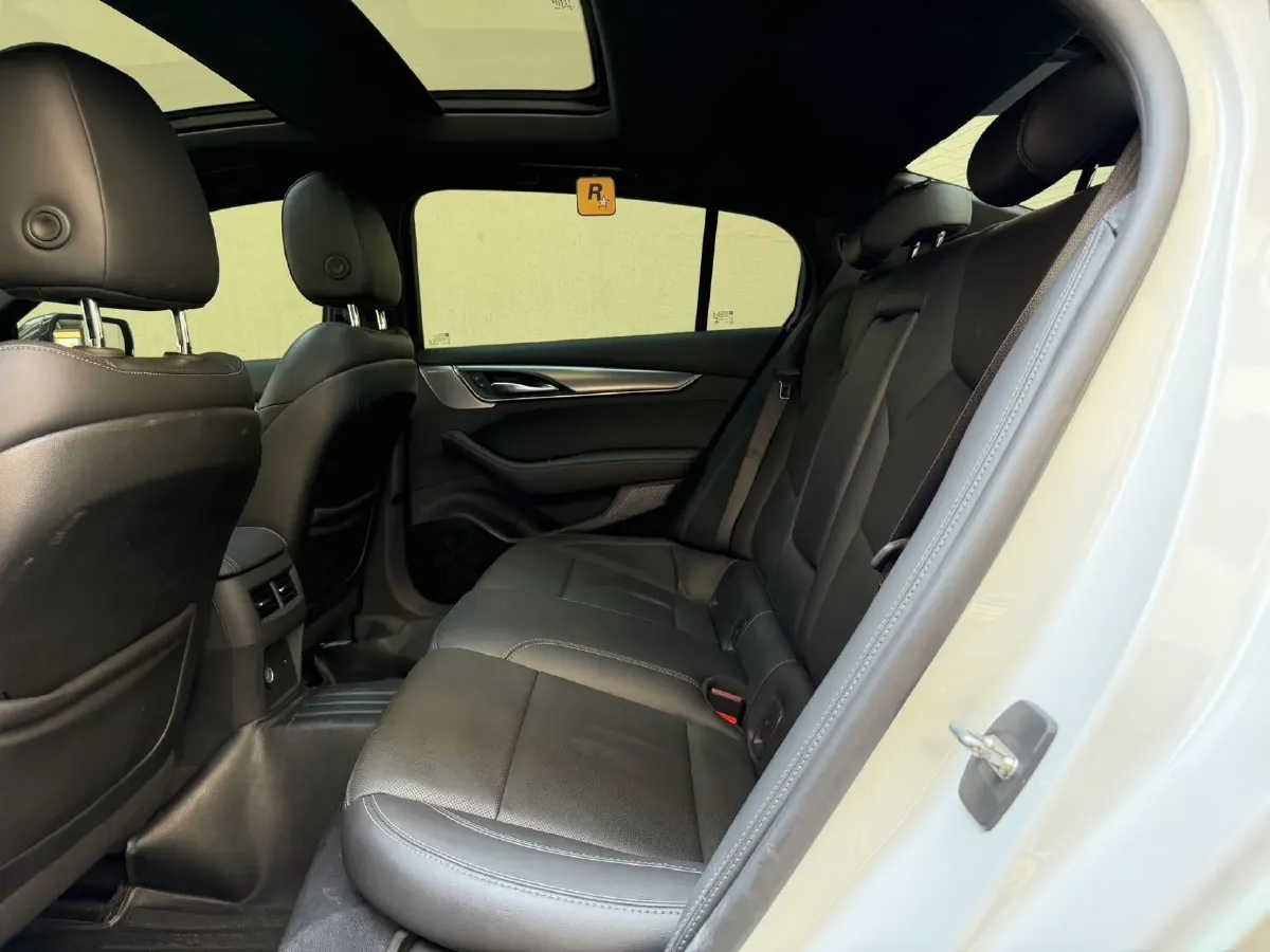 2021 Cadillac CT5 2.0T 237HP L4 10AT,autocango,china used car exporter,china ev exporter,chinese used car exporter,chinese used ev exporter