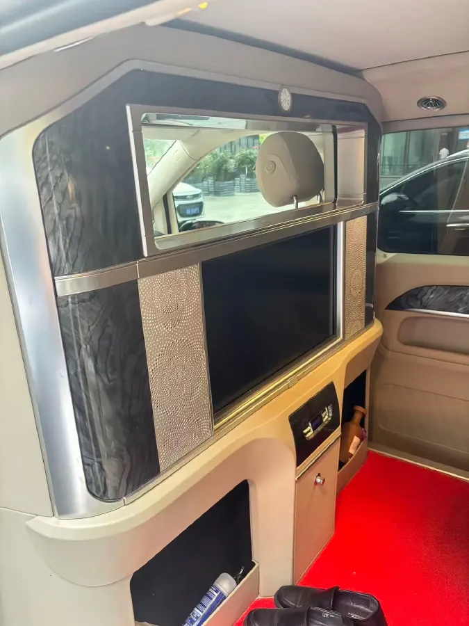 2021 Mercedes-Benz V Class 2.0T 211HP L4 9AT,autocango,china used car exporter,china ev exporter,chinese used car exporter,chinese used ev exporter