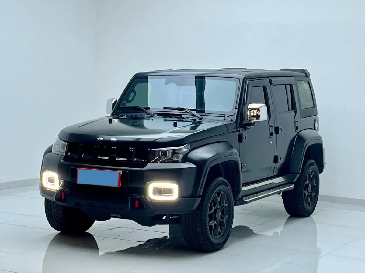 2023 Beijing BJ40 2.0T 163HP L4 8AT,autocango,china used car exporter,china ev exporter,chinese used car exporter,chinese used ev exporter