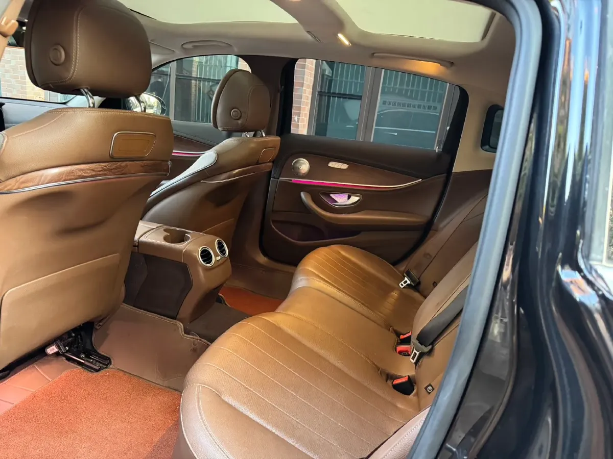 2020 Mercedes-Benz E Class 2.0T 258HP L4 9AT,autocango,china used car exporter,china ev exporter,chinese used car exporter,chinese used ev exporter