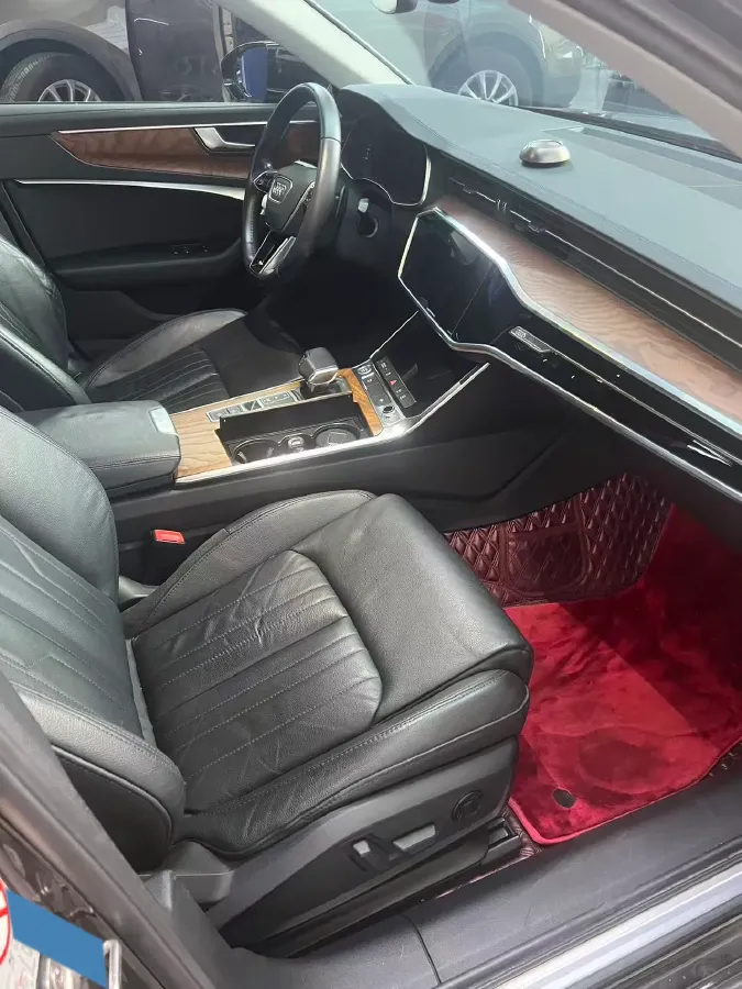 2021 Audi A6L 2.0T 224HP L4 7DCT,autocango,china used car exporter,china ev exporter,chinese used car exporter,chinese used ev exporter