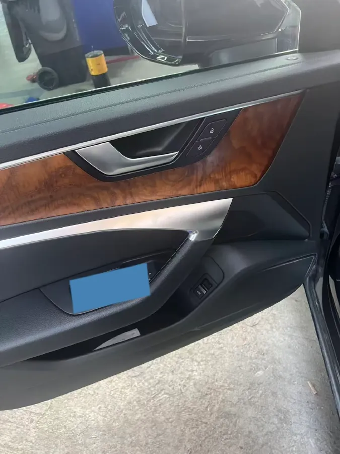 2021 Audi A6L 2.0T 224HP L4 7DCT,autocango,china used car exporter,china ev exporter,chinese used car exporter,chinese used ev exporter