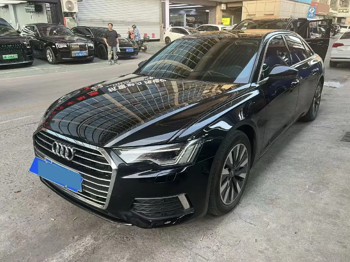 2021 Audi A6L 2.0T 224HP L4 7DCT,autocango,china used car exporter,china ev exporter,chinese used car exporter,chinese used ev exporter