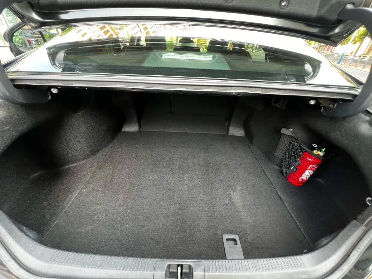 2019 Toyota Camry 2.5L 209HP L4 8AT,autocango,china used car exporter,china ev exporter,chinese used car exporter,chinese used ev exporter