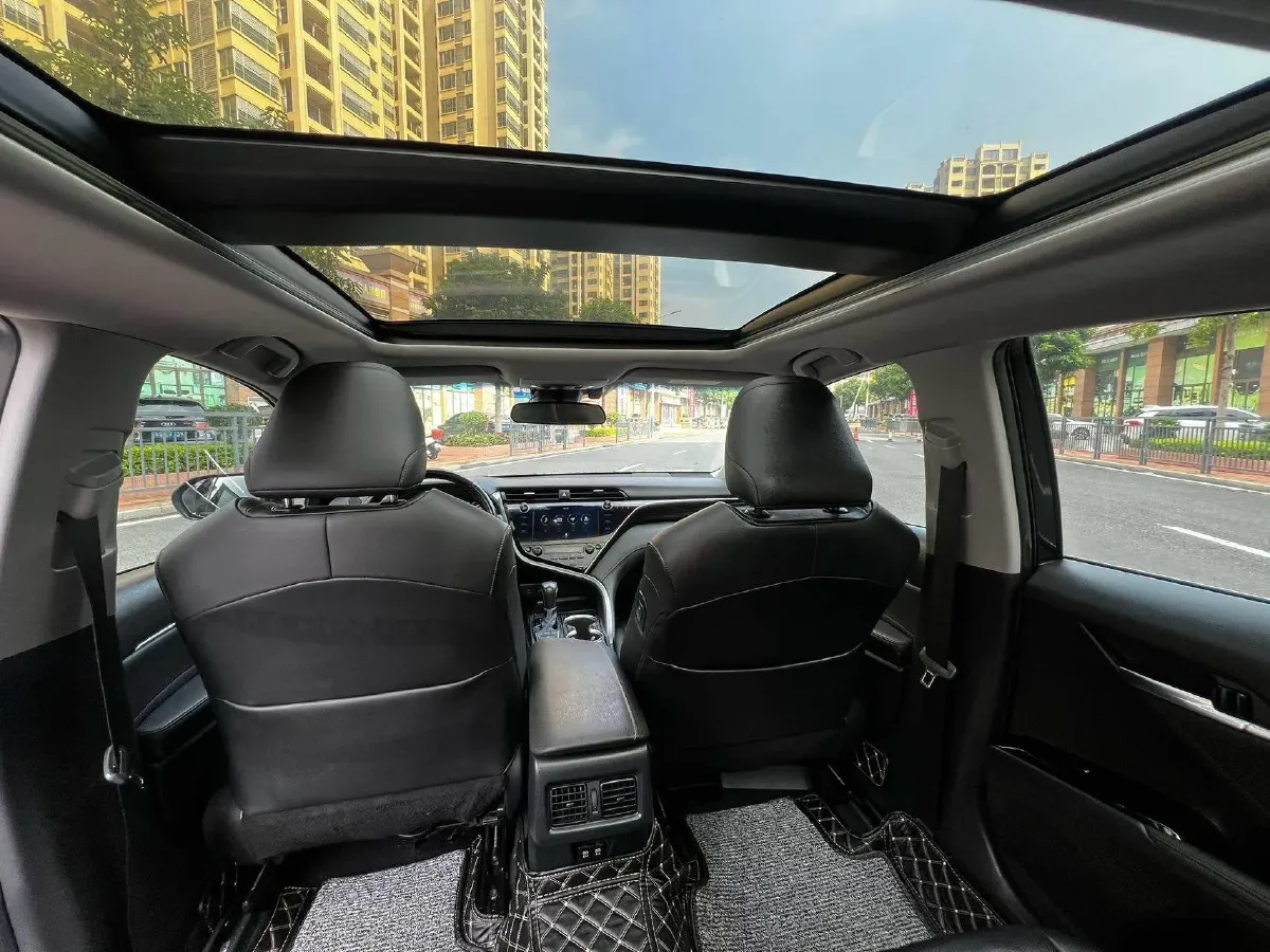 2019 Toyota Camry 2.5L 209HP L4 8AT,autocango,china used car exporter,china ev exporter,chinese used car exporter,chinese used ev exporter