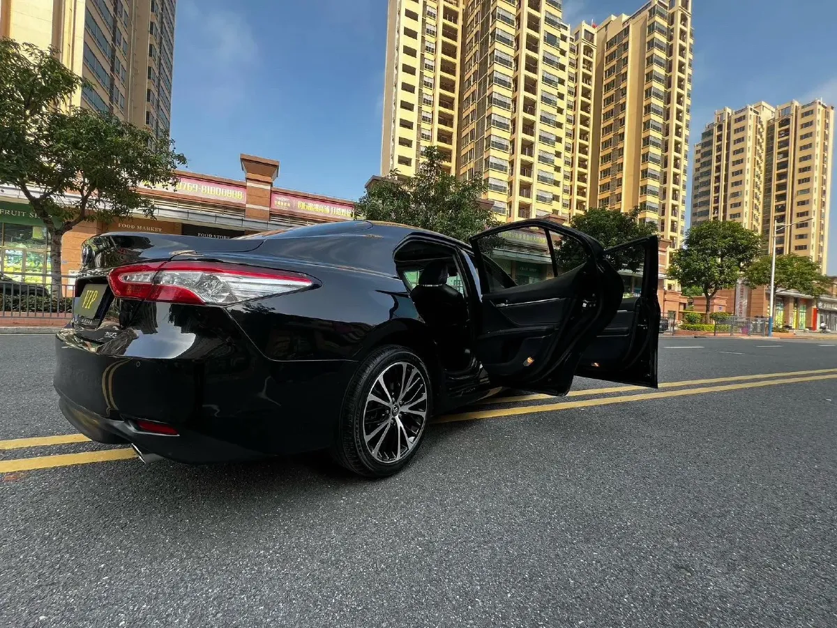 2019 Toyota Camry 2.5L 209HP L4 8AT,autocango,china used car exporter,china ev exporter,chinese used car exporter,chinese used ev exporter