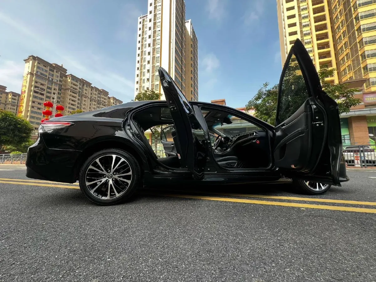 2019 Toyota Camry 2.5L 209HP L4 8AT,autocango,china used car exporter,china ev exporter,chinese used car exporter,chinese used ev exporter