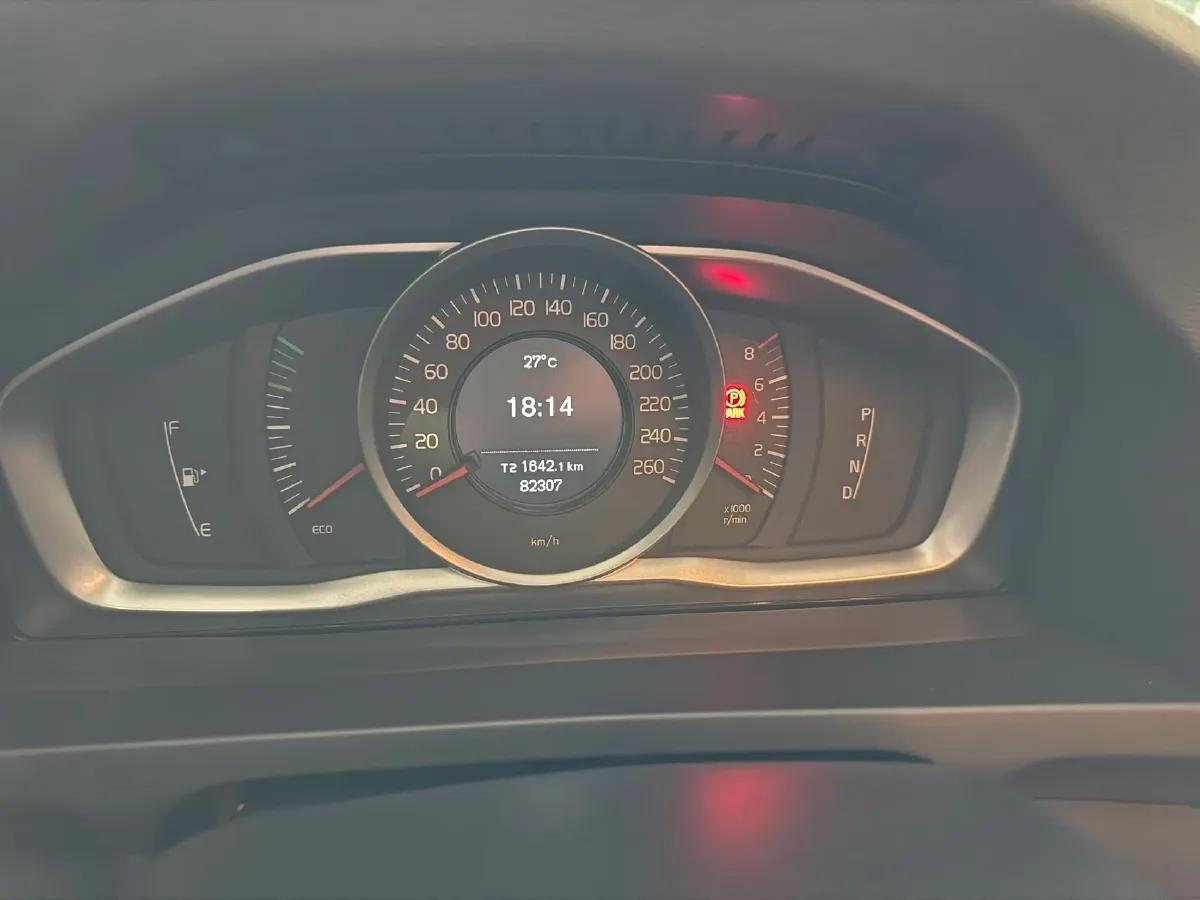 2018 Volvo S60 1.5T 152HP L4 6AT,autocango,china used car exporter,china ev exporter,chinese used car exporter,chinese used ev exporter