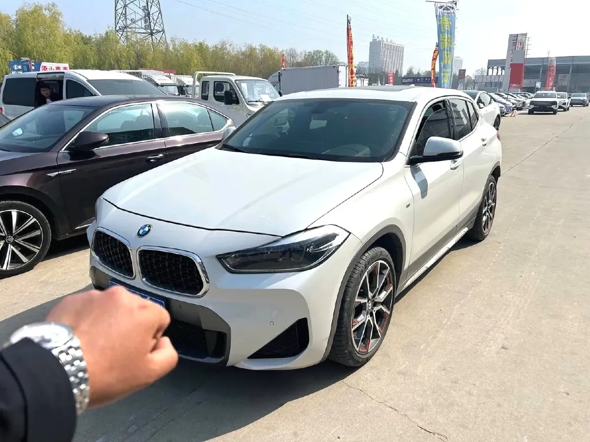 2021 BMW X2 2.0T 192HP L4 7DCT,autocango,china used car exporter,china ev exporter,chinese used car exporter,chinese used ev exporter