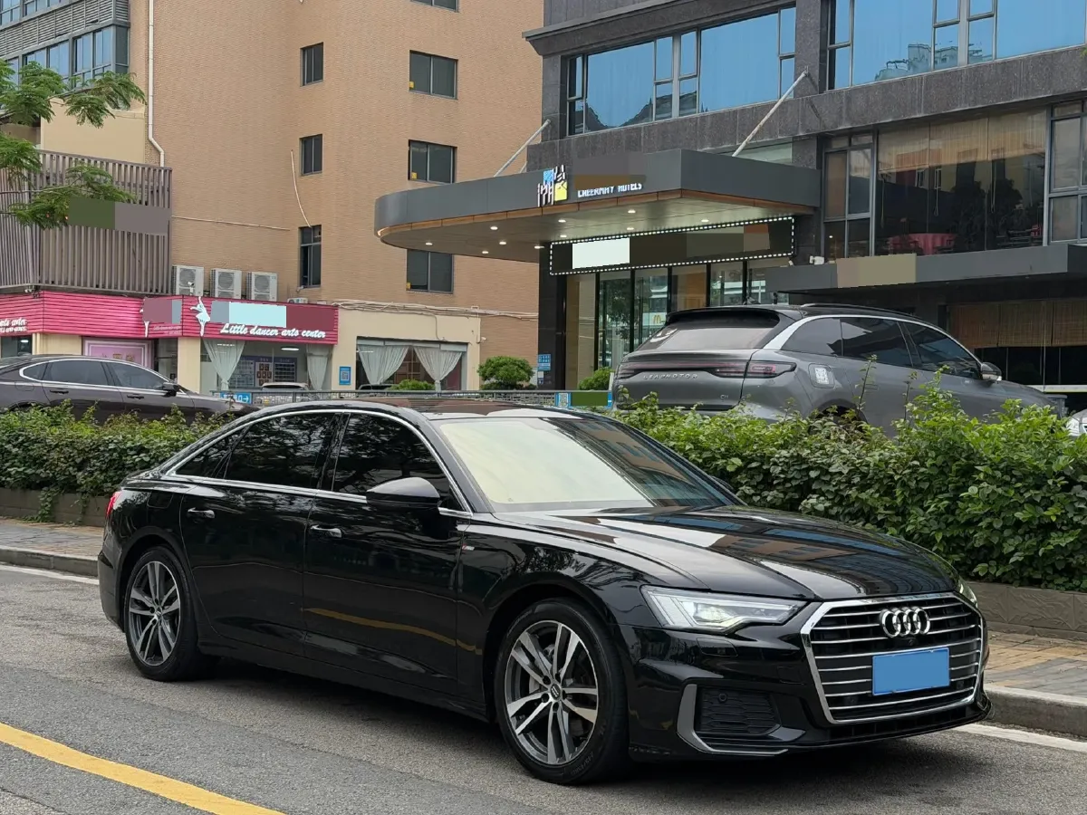 2020 Audi A6L 2.0T 190HP L4 7DCT,autocango,china used car exporter,china ev exporter,chinese used car exporter,chinese used ev exporter