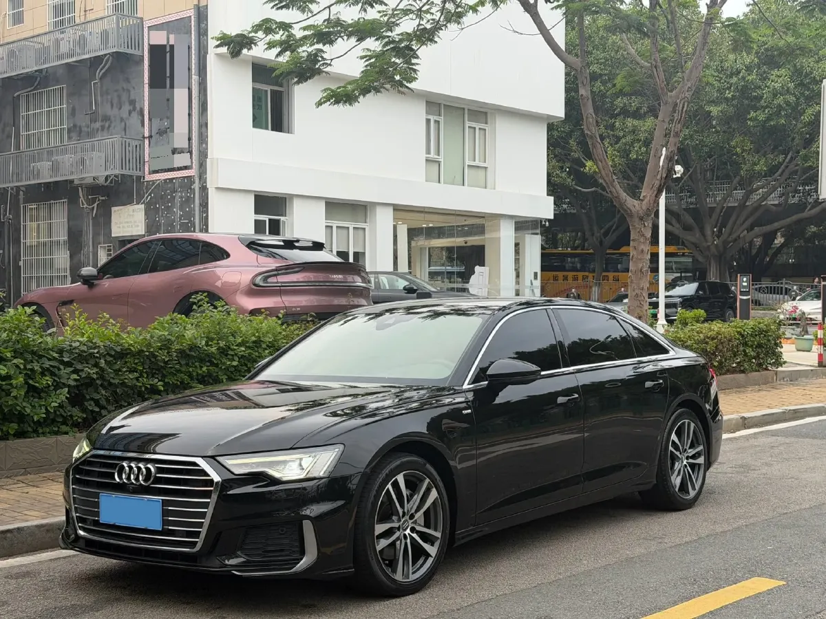 2020 Audi A6L 2.0T 190HP L4 7DCT,autocango,china used car exporter,china ev exporter,chinese used car exporter,chinese used ev exporter
