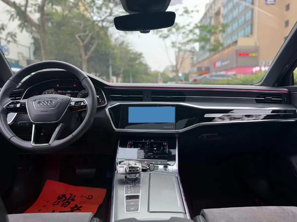 2020 Audi A6L 2.0T 190HP L4 7DCT,autocango,china used car exporter,china ev exporter,chinese used car exporter,chinese used ev exporter