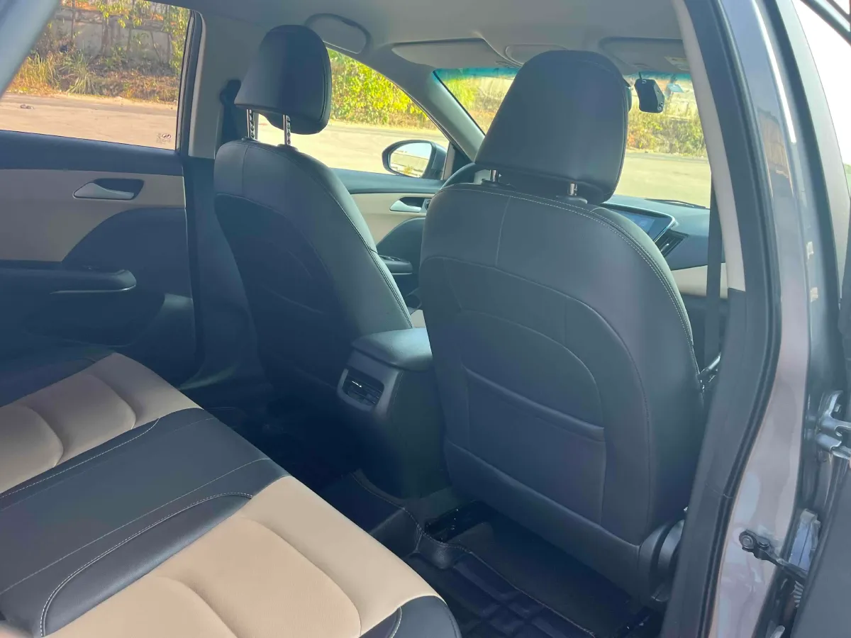 2022 Chevrolet Monza 1.5L 113HP L4 6AT,autocango,china used car exporter,china ev exporter,chinese used car exporter,chinese used ev exporter