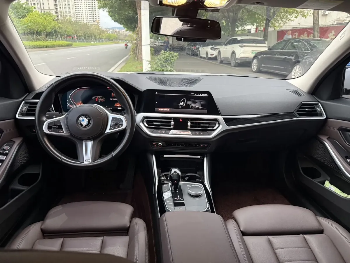2020 BMW 3 Series 2.0T 156HP L4 8AT,autocango,china used car exporter,china ev exporter,chinese used car exporter,chinese used ev exporter