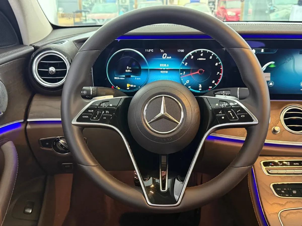 2021 Mercedes-Benz E Class 2.0T 258HP L4 9AT,autocango,china used car exporter,china ev exporter,chinese used car exporter,chinese used ev exporter