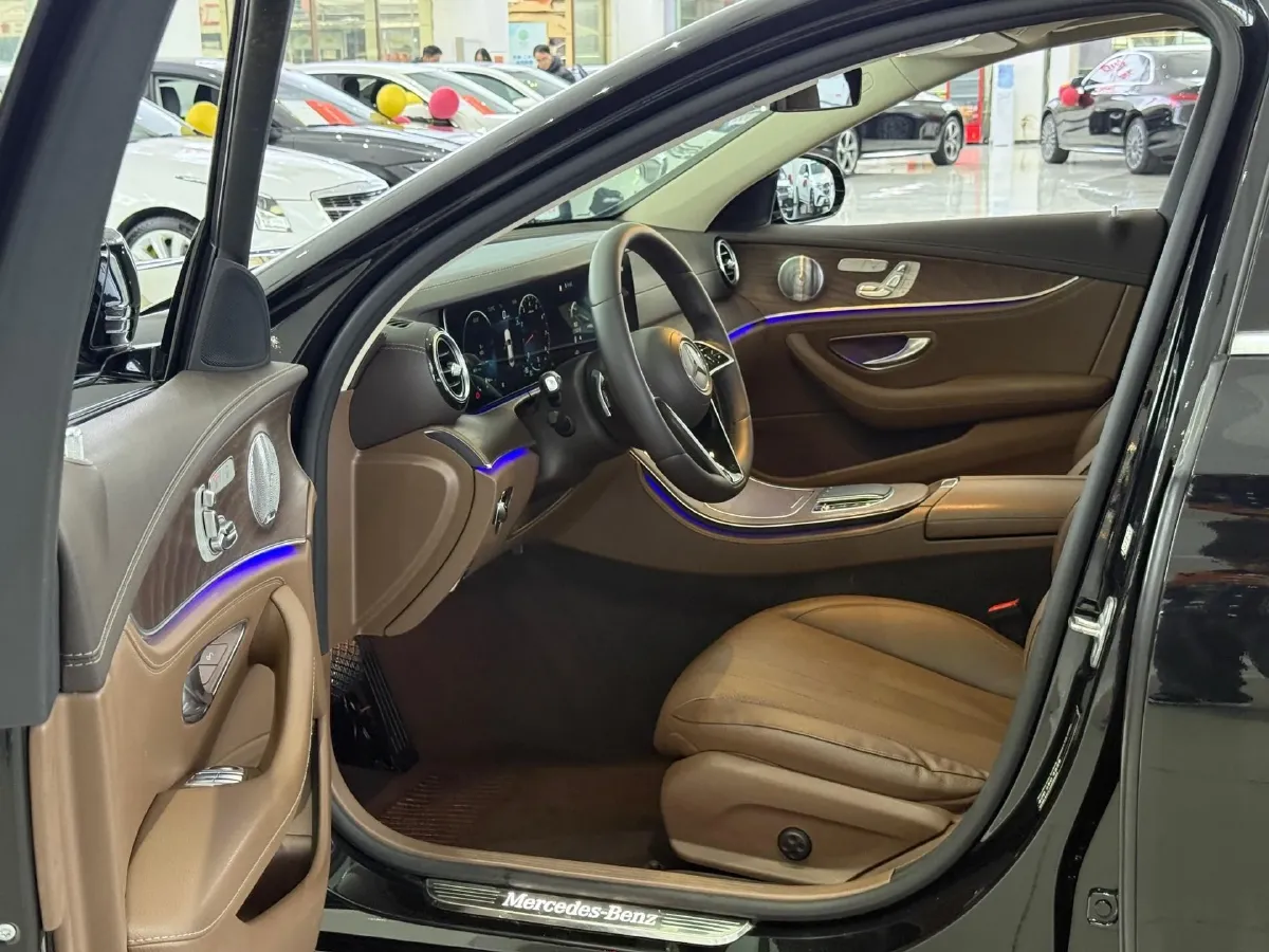 2021 Mercedes-Benz E Class 2.0T 258HP L4 9AT,autocango,china used car exporter,china ev exporter,chinese used car exporter,chinese used ev exporter