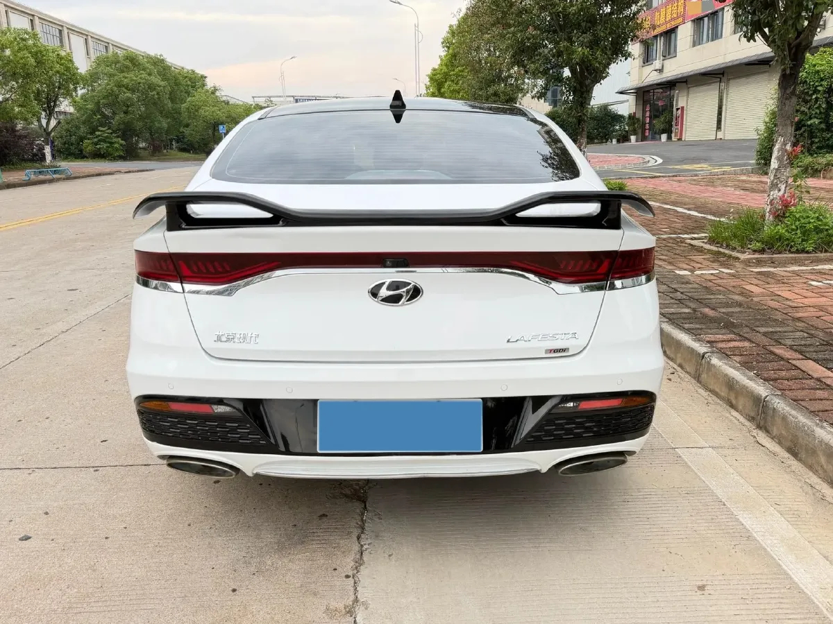2021 Hyundai La Festa 1.6T 204HP L4 7DCT,autocango,china used car exporter,china ev exporter,chinese used car exporter,chinese used ev exporter