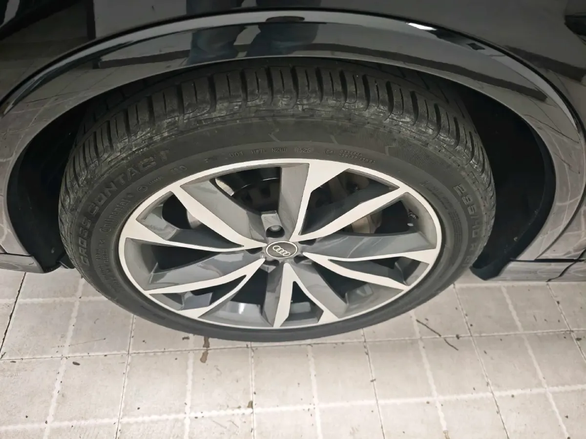 2022 Volkswagen Touareg 3.0T 340HP V6 8AT,autocango,china used car exporter,china ev exporter,chinese used car exporter,chinese used ev exporter