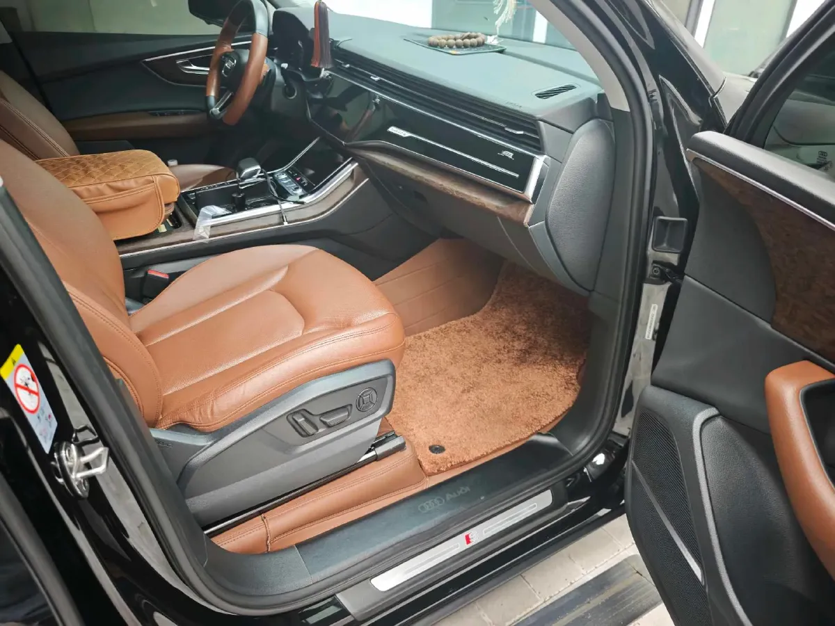 2022 Volkswagen Touareg 3.0T 340HP V6 8AT,autocango,china used car exporter,china ev exporter,chinese used car exporter,chinese used ev exporter