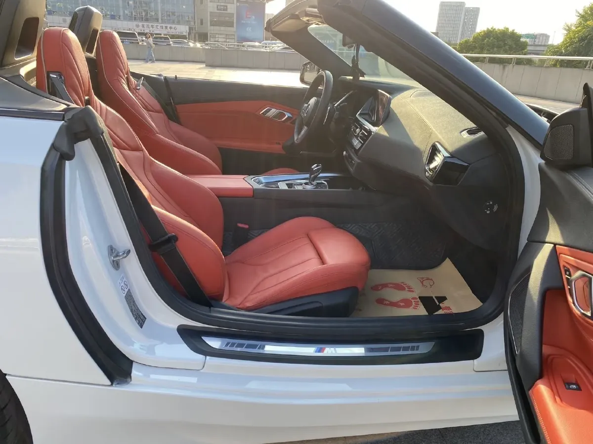 2019 BMW Z4 2.0T 197HP L4 8AT,autocango,china used car exporter,china ev exporter,chinese used car exporter,chinese used ev exporter