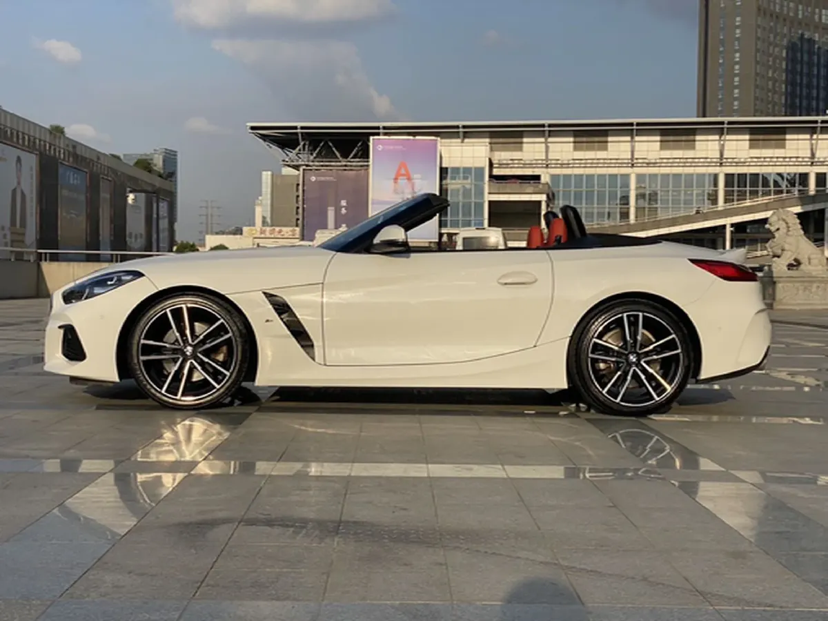 2019 BMW Z4 2.0T 197HP L4 8AT,autocango,china used car exporter,china ev exporter,chinese used car exporter,chinese used ev exporter