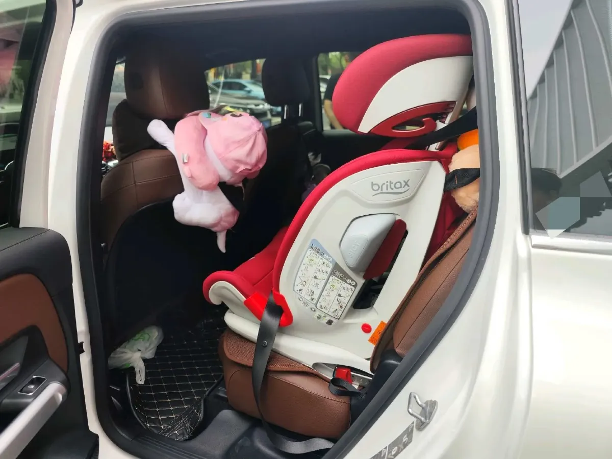 2021 Mercedes-Benz GLB Class 1.3T 163HP L4 7DCT,autocango,china used car exporter,china ev exporter,chinese used car exporter,chinese used ev exporter