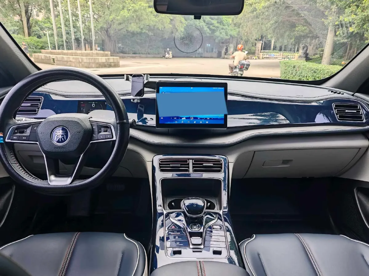 2021 Haval F7 1.5T 169HP L4 7DCT,autocango,china used car exporter,china ev exporter,chinese used car exporter,chinese used ev exporter