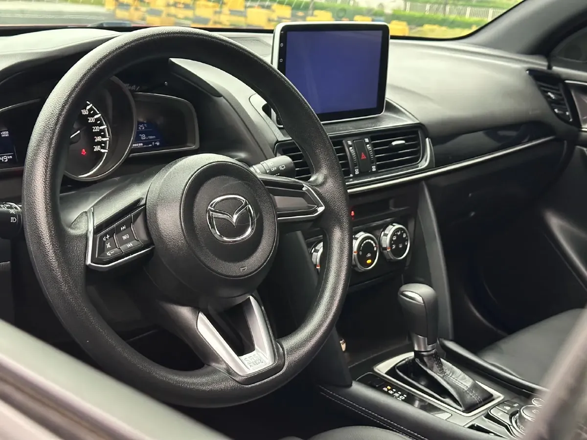 2020 Mazda CX-4 2.0L 158HP L4 6AT,autocango,china used car exporter,china ev exporter,chinese used car exporter,chinese used ev exporter