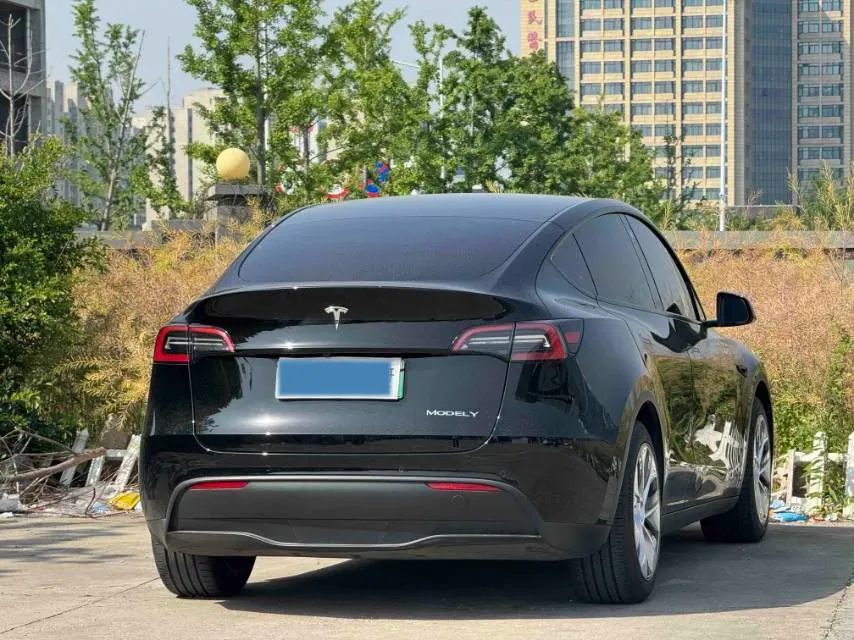 2022 Tesla Model Y BEV 60KWH,autocango,china used car exporter,china ev exporter,chinese used car exporter,chinese used ev exporter
