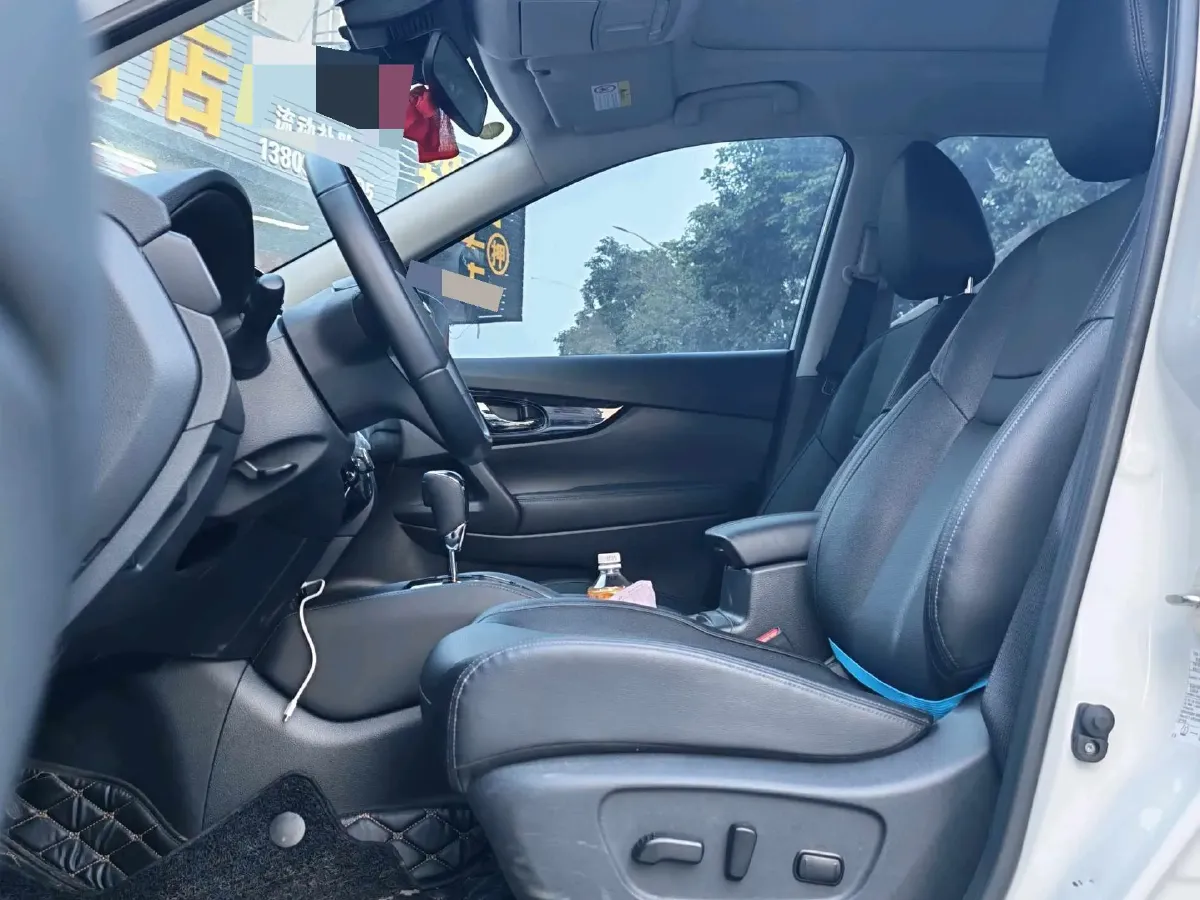 2023 Nissan X-Trail 2.0L 151HP L4 CVT,autocango,china used car exporter,china ev exporter,chinese used car exporter,chinese used ev exporter