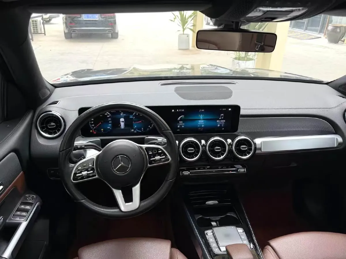 2020 Mercedes-Benz GLB Class 1.3T 136HP L4 7DCT,autocango,china used car exporter,china ev exporter,chinese used car exporter,chinese used ev exporter