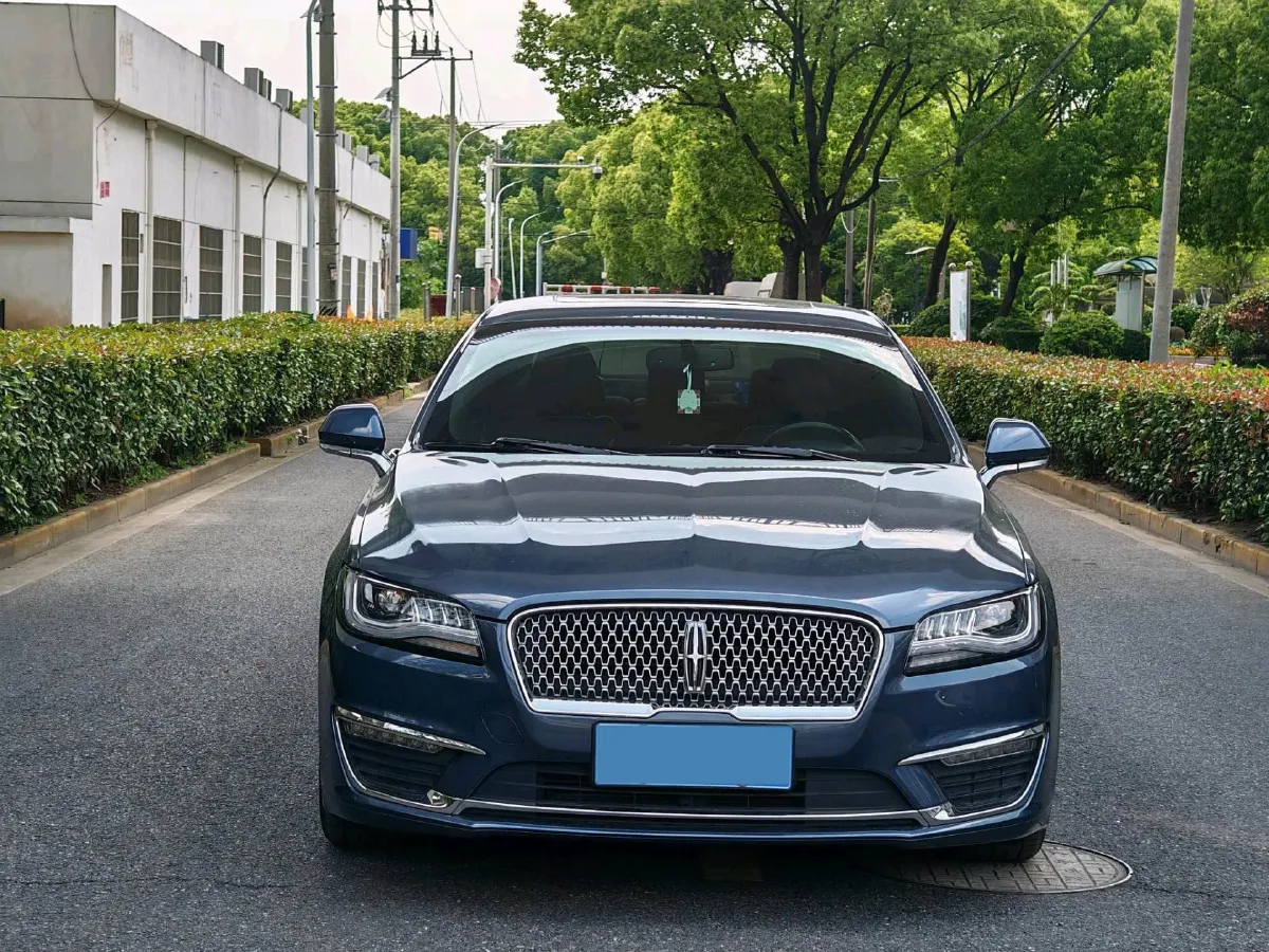 2019 BMW X2 1.5T 140HP L3 7DCT,autocango,china used car exporter,china ev exporter,chinese used car exporter,chinese used ev exporter