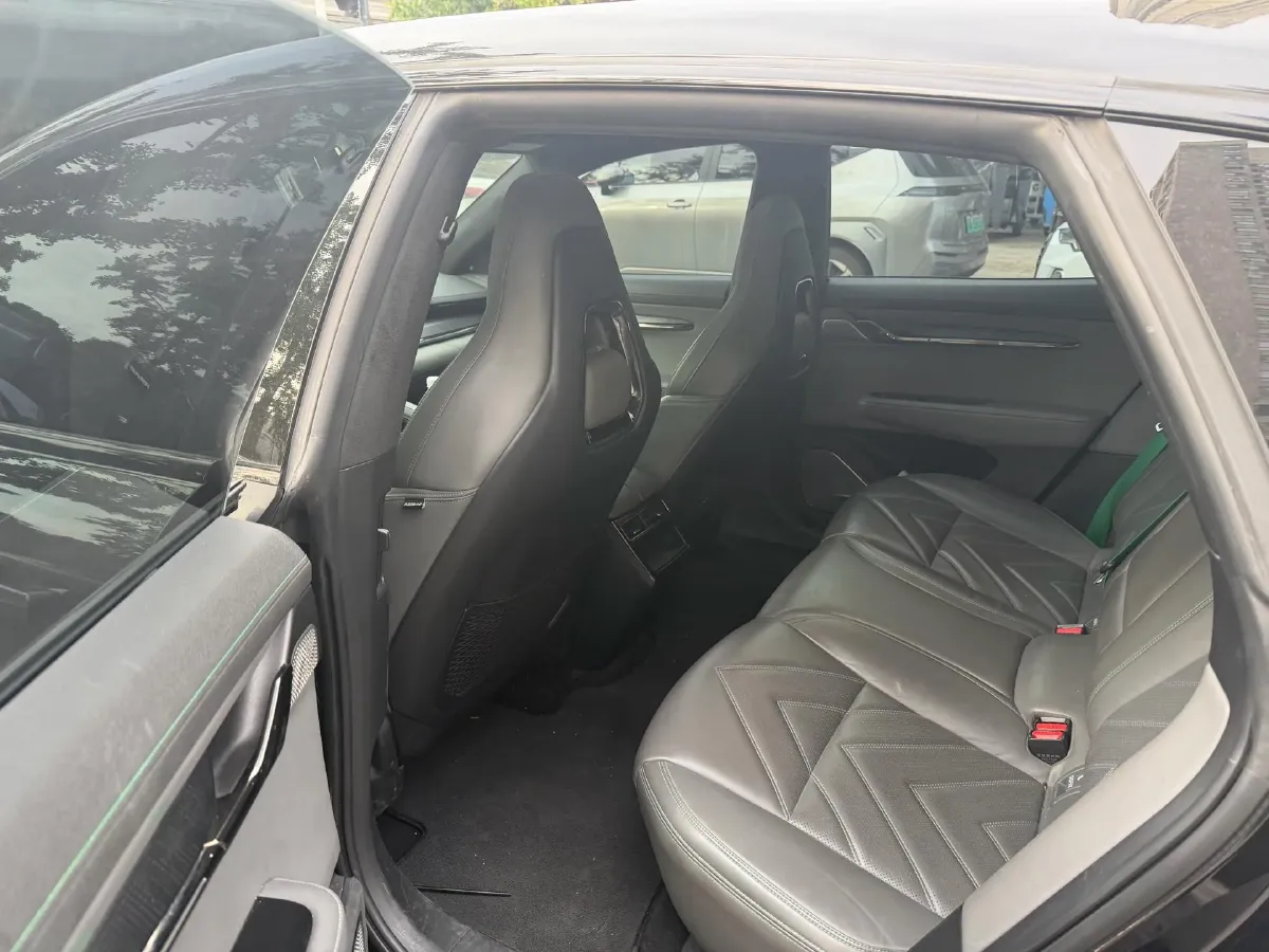 2021 Zeekr 001 BEV 86KWH,autocango,china used car exporter,china ev exporter,chinese used car exporter,chinese used ev exporter