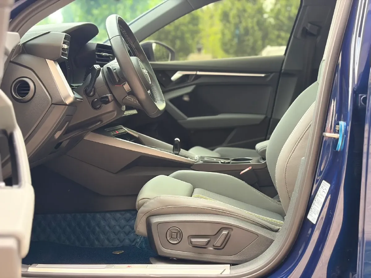 2022 Audi A3 1.4T 150HP L4 7DCT,autocango,china used car exporter,china ev exporter,chinese used car exporter,chinese used ev exporter