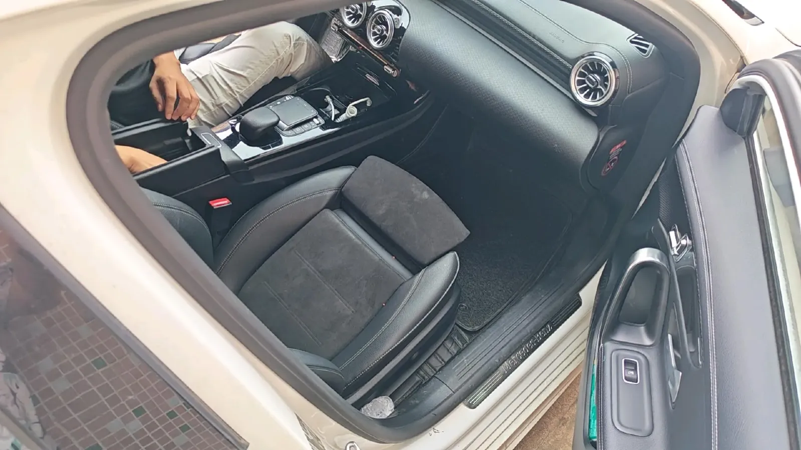 2021 Mercedes-Benz A Class 1.3T 163HP L4 7DCT,autocango,china used car exporter,china ev exporter,chinese used car exporter,chinese used ev exporter