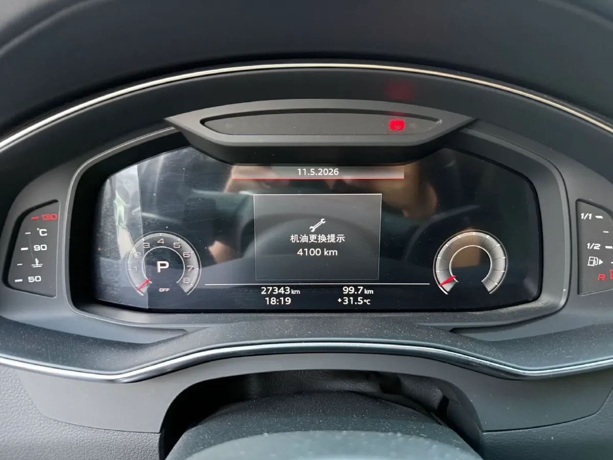 2024 Audi A6L 2.0T 190HP L4 7DCT,autocango,china used car exporter,china ev exporter,chinese used car exporter,chinese used ev exporter