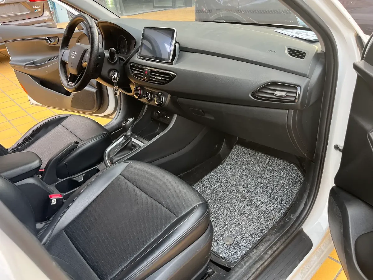 2020 Hyundai Celesta 1.6L 123HP L4 6AT,autocango,china used car exporter,china ev exporter,chinese used car exporter,chinese used ev exporter