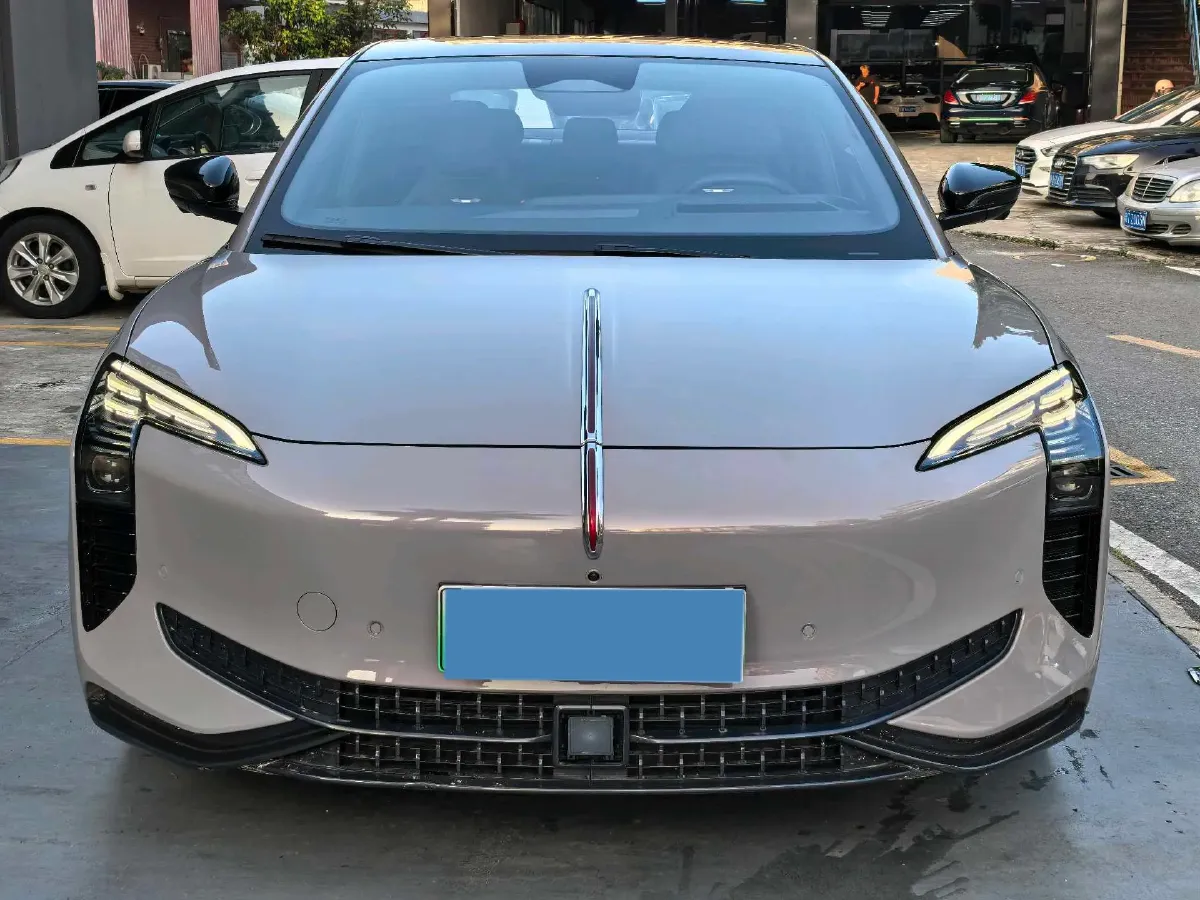 2024 HongQi EH7 BEV 111KWH,autocango,china used car exporter,china ev exporter,chinese used car exporter,chinese used ev exporter